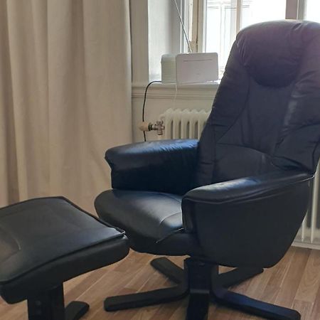 Centrum Laegenhet 舍夫德 外观 照片